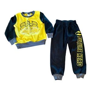 Batman Yellow & Black 'Future Hero' Kids Sweatpants Set 4T